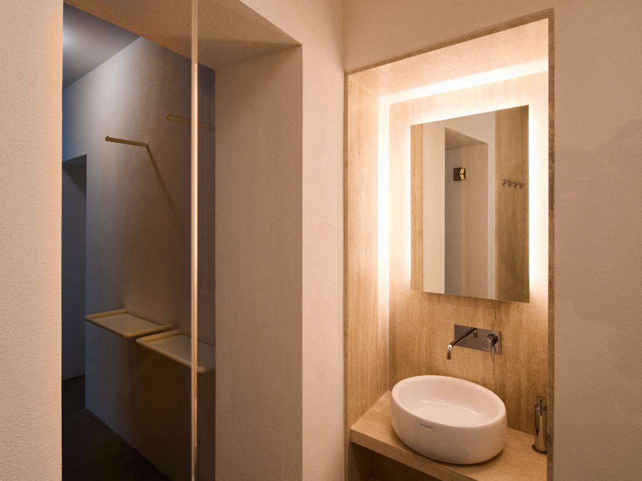 Elegant bathroom with large shower area in Aurea apartment, Ortigia, Syracuse